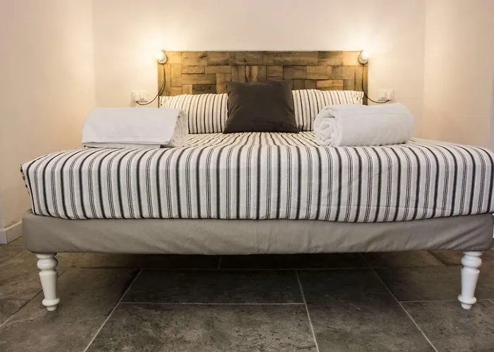 Πανσιόν Sotto Il Santo 3*